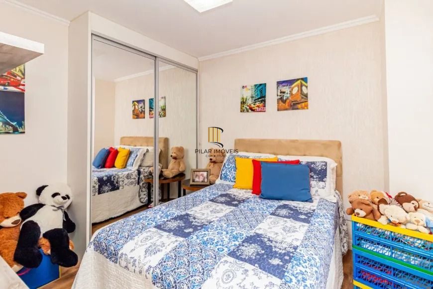 Belíssima casa em Condomínio com 3 dorm - próximo ao Iguatemi