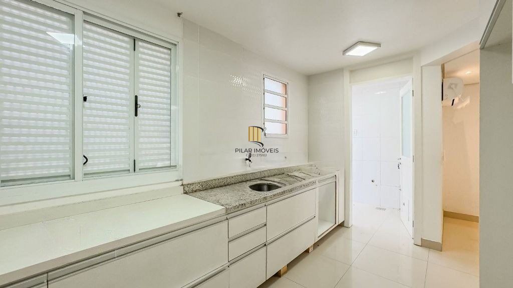 Casa de Condomínio 3 dormitórios no bairro Jardim Itu