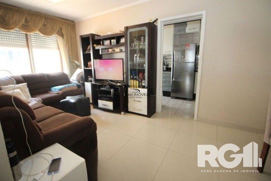 Amplo apartamento com 92m² privativos e 3 dormitórios, próximo a Sicredi na Av. Assis Brasil.
