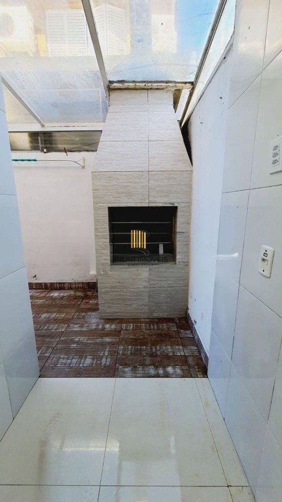 Casa de Condomínio 3 dormitórios no bairro Jardim Itu