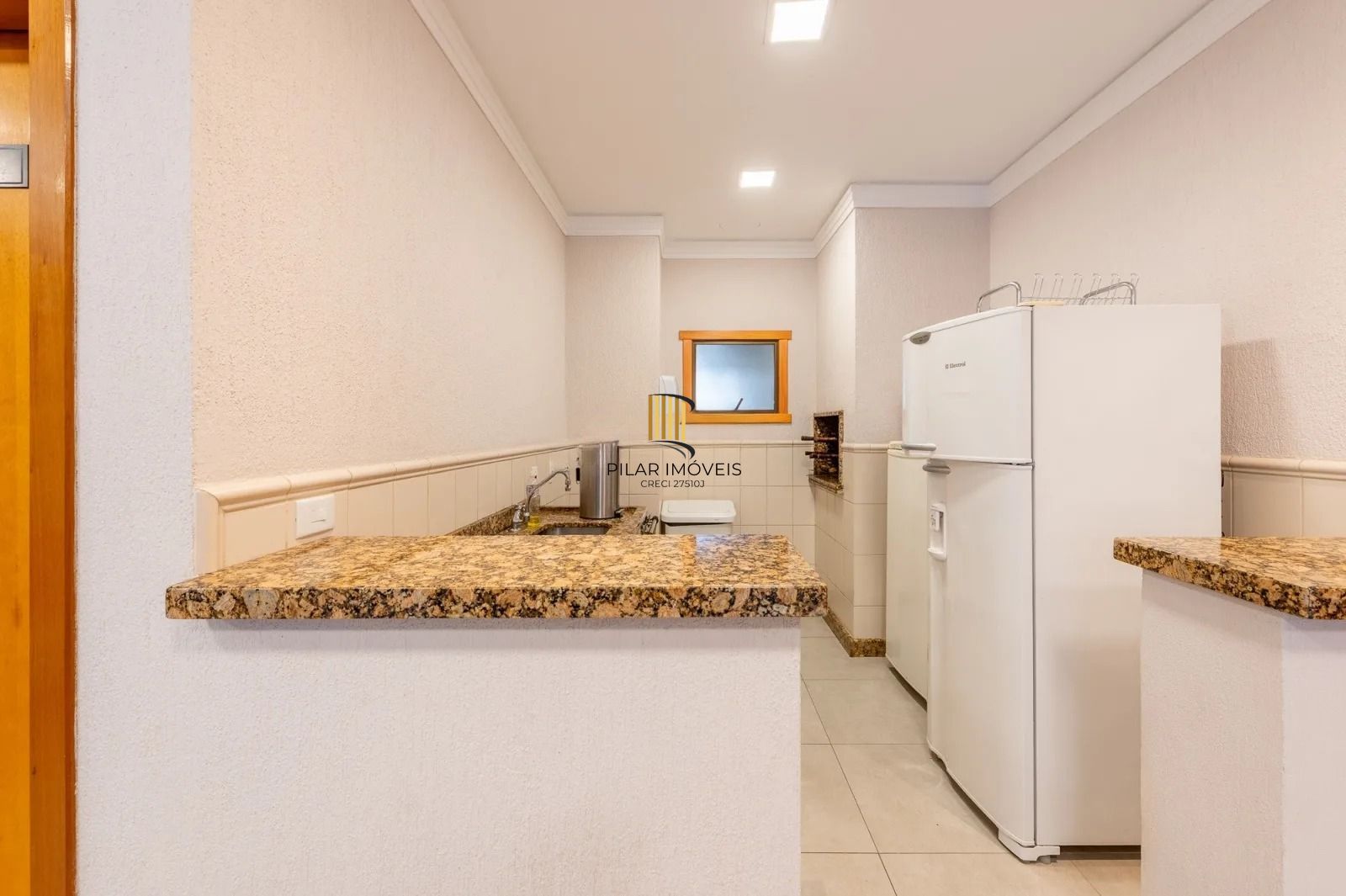 Apartamento com lareira e churrasqueira no Higienópolis
