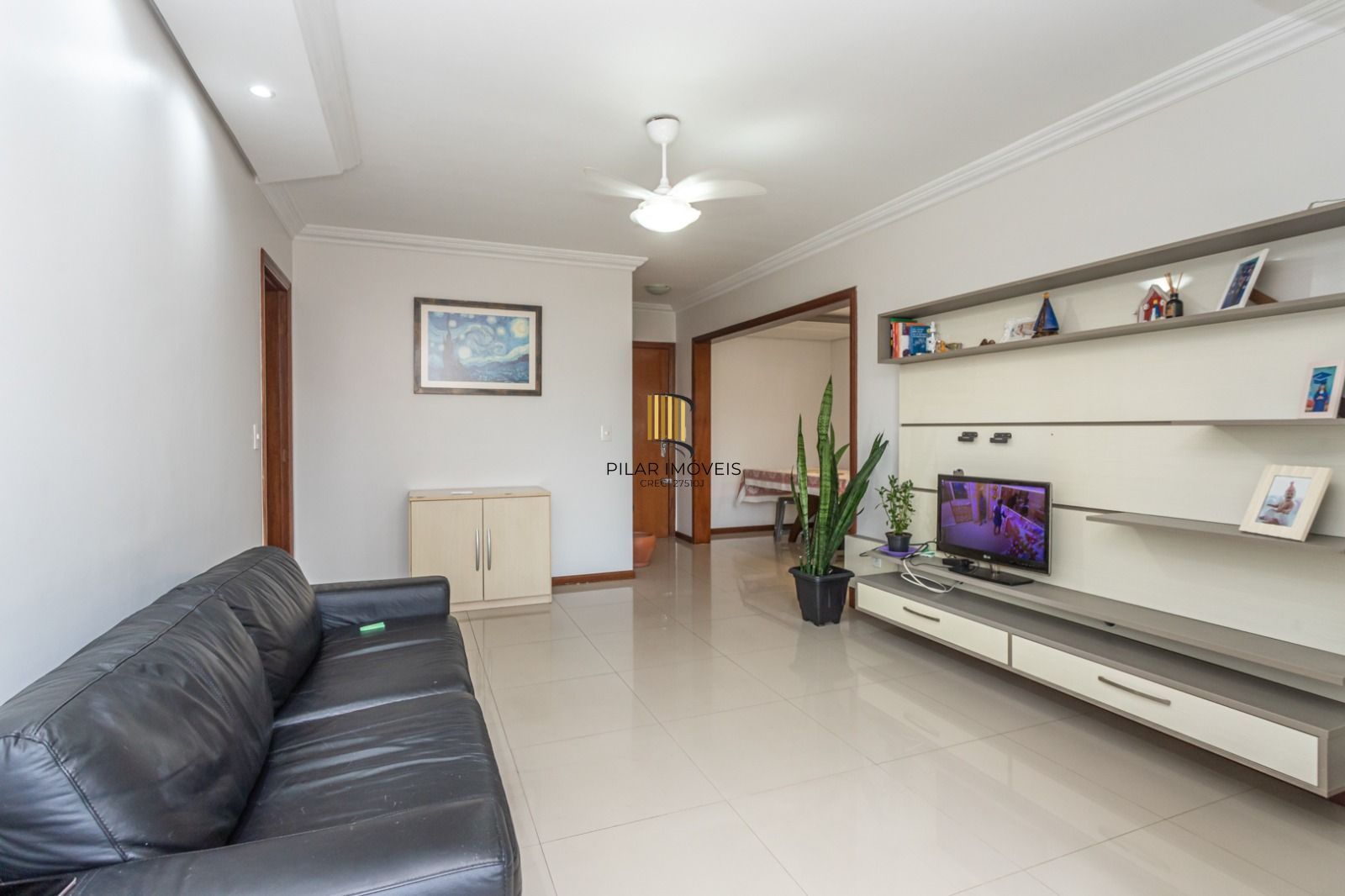 Apartamento MOBILIADO - 03 dormitórios,