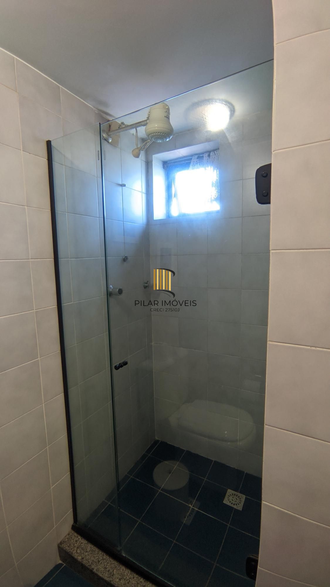 Cobertura com piscina 3 dorm, 2 vagas individuas, no bairro Petrópolis