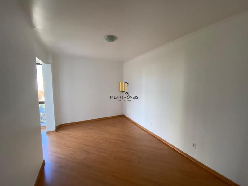 Cobertura reformada 2 dorm com vaga - Jardim São Pedro