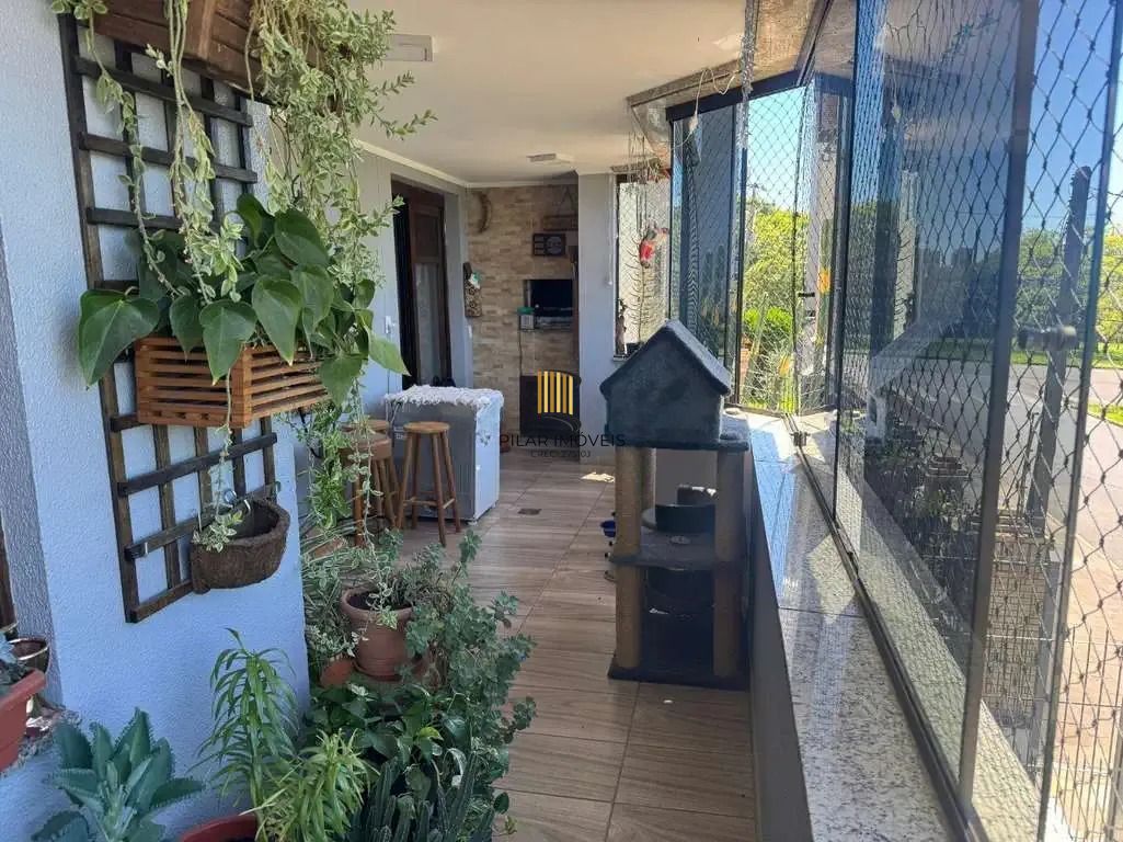 Apartamento 3 dormitórios, 131m² privativos 2 vagas, elevador -Jardim Planalto