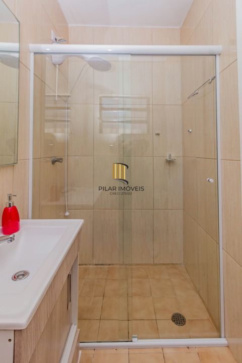 Casa 3 dormitórios, 2 suítes, piscina