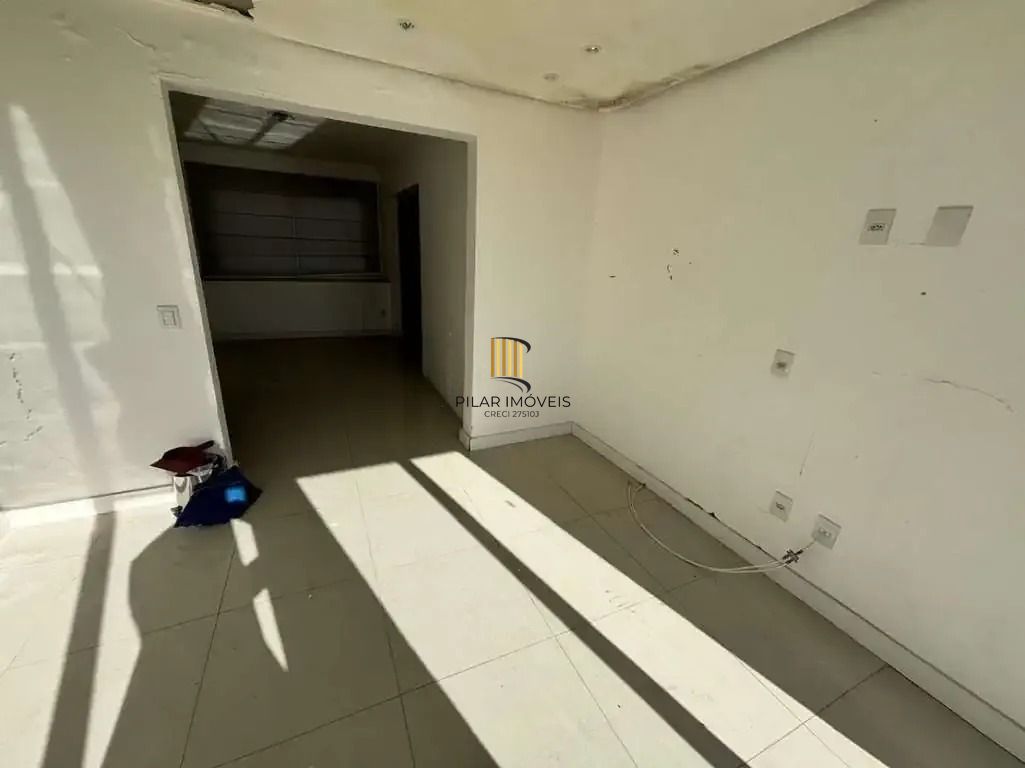 Casa com Vista Privilegiada e 2 Vagas no Jardim Floresta