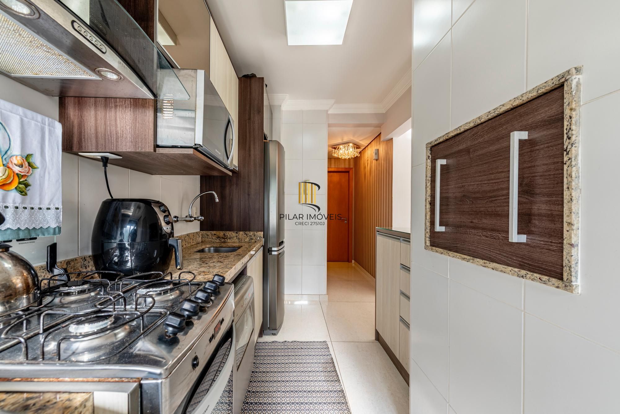 Apartamento garden com 2 suítes, pátio amplo e 2 vagas em localização valorizada