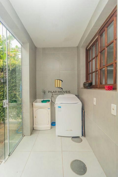 Encantadora casa com 175m², 03 dormitórios, Rua Paul Harris, Jardim Planato