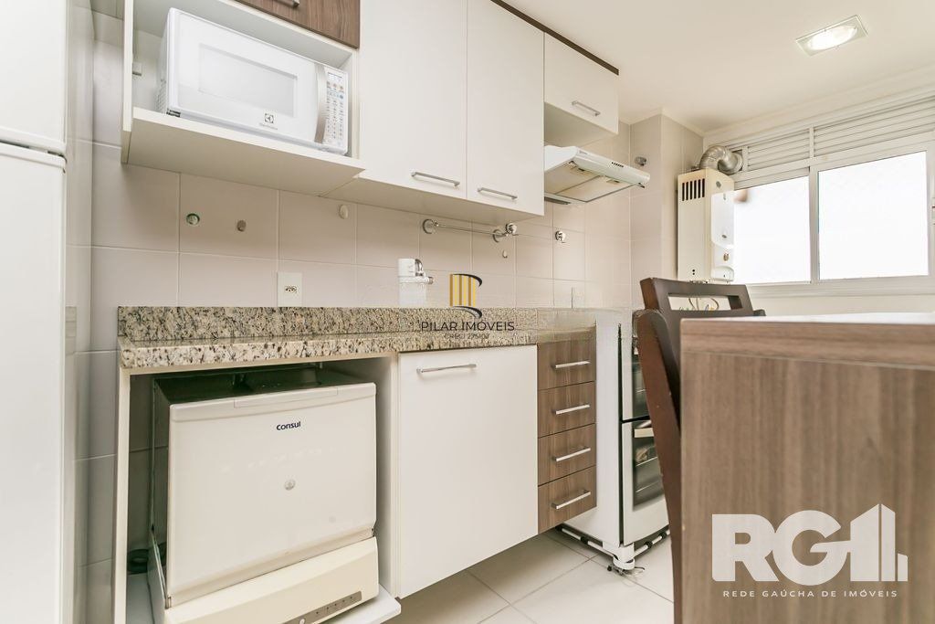 Apartamento 2 dormitórios no bairro Jardim Lindóia