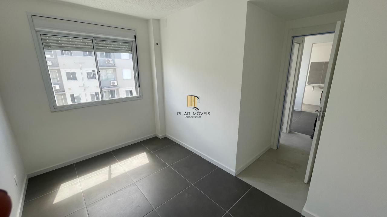 Apartamento de 2 dormitórios, 1 vaga coberta