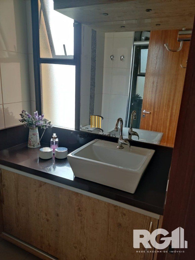Apartamento 2 dormitórios no bairro Petrópolis