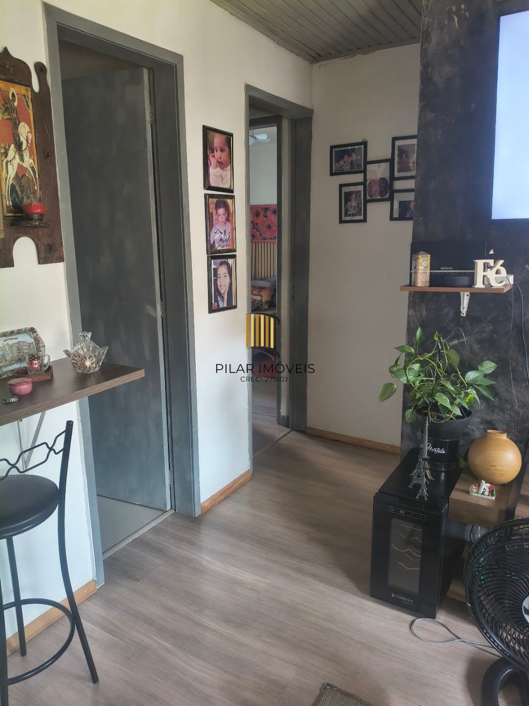 Casa de alvenaria com 3 dormitorios, e churrasquiera.  Jardim Carvalho