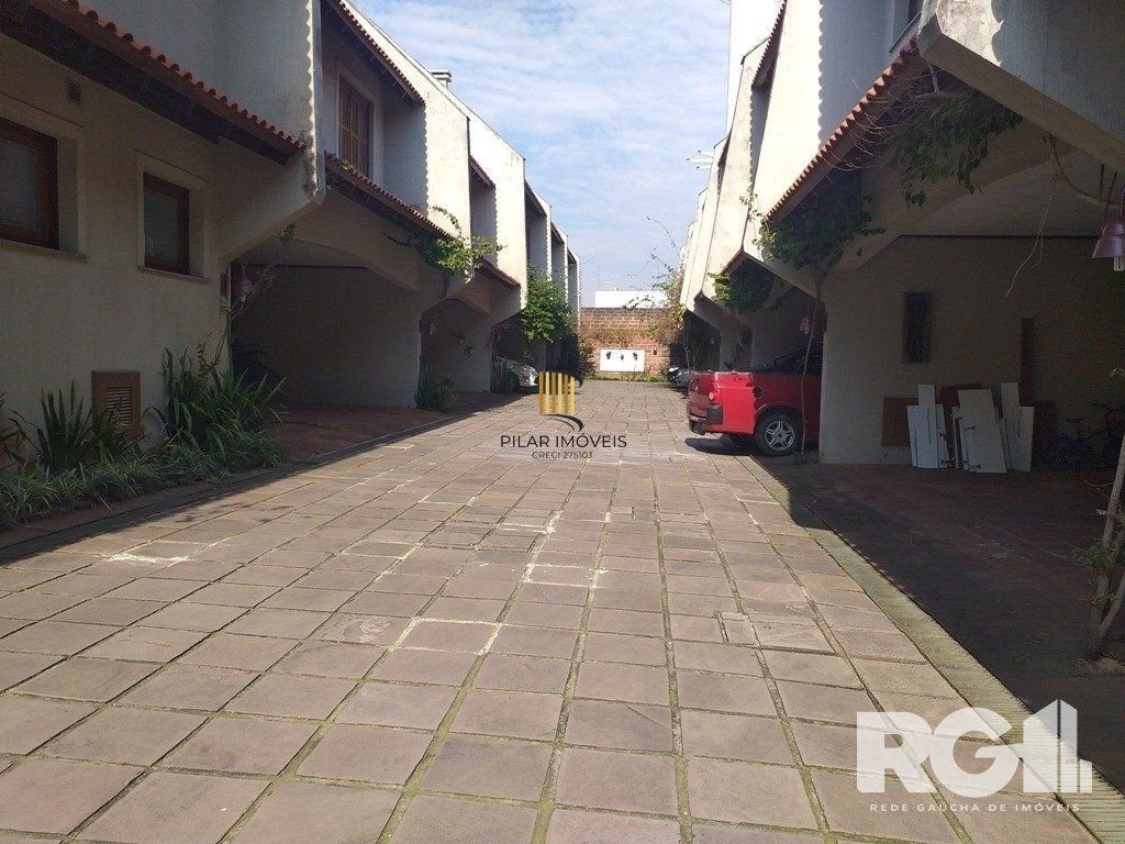 Casa de Condomínio 3 dormitórios no bairro Santa Tereza