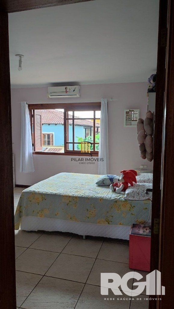 Casa com 3 dormitórios na Rua, Paulo Madureira Coelho, proximo ao novo Cesto, Morro Santana