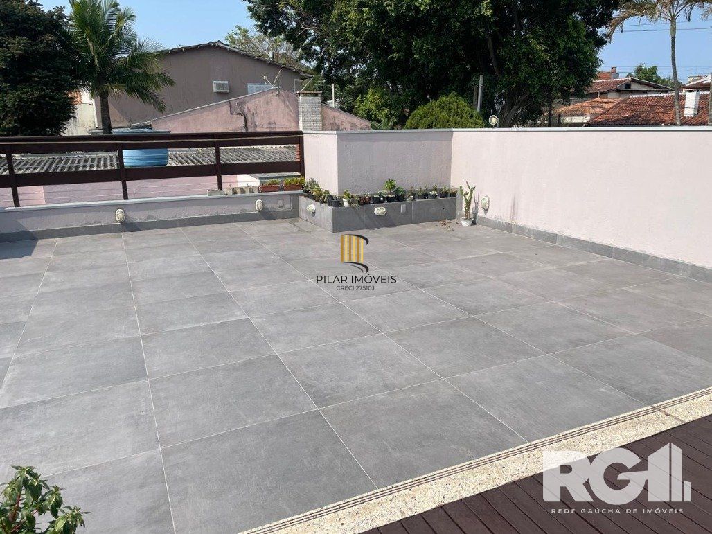 Casa 3 dormitórios no bairro Sarandi