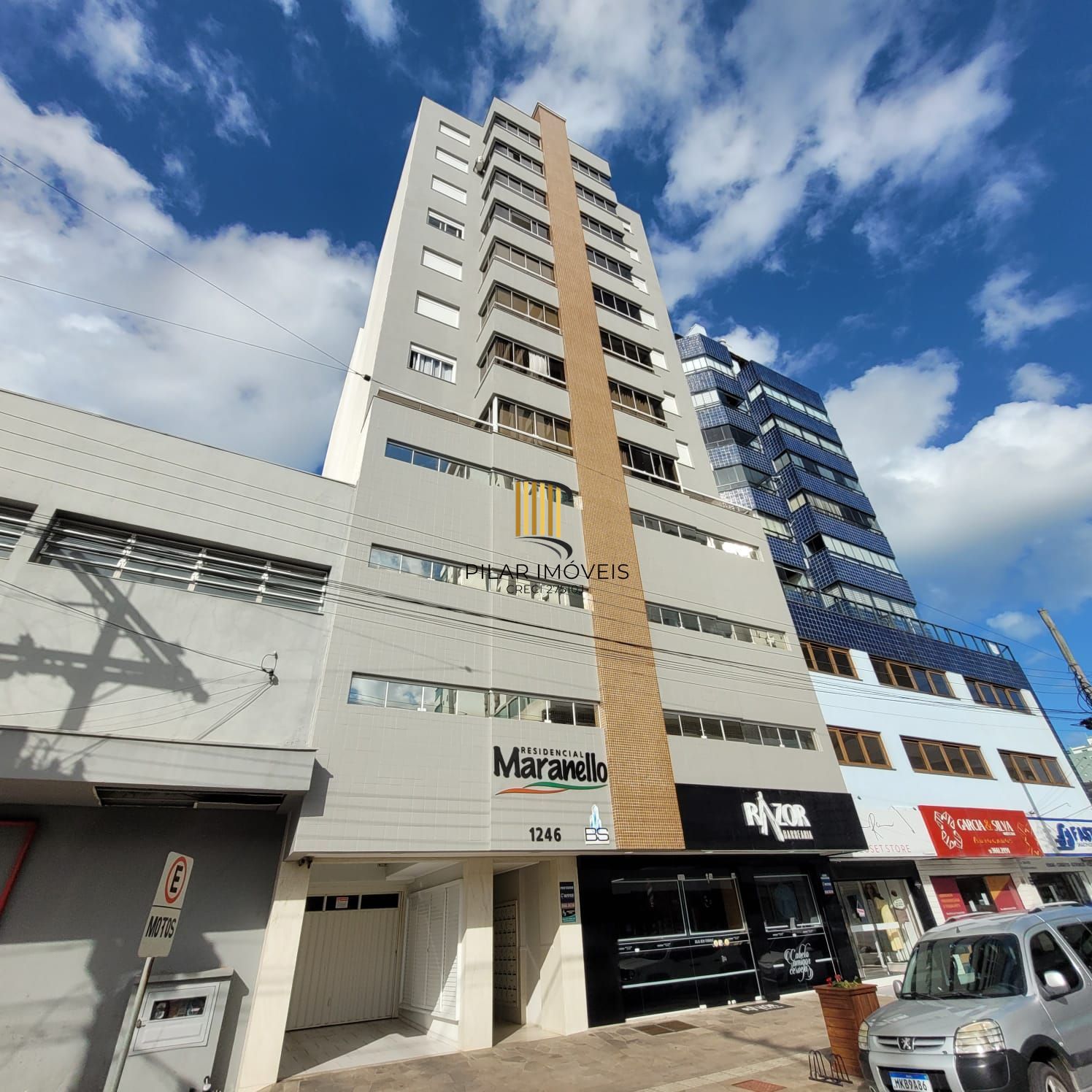 Apartamento com terraço, sacada, churrasqueira, 1 dor no Centro de Tramandaí