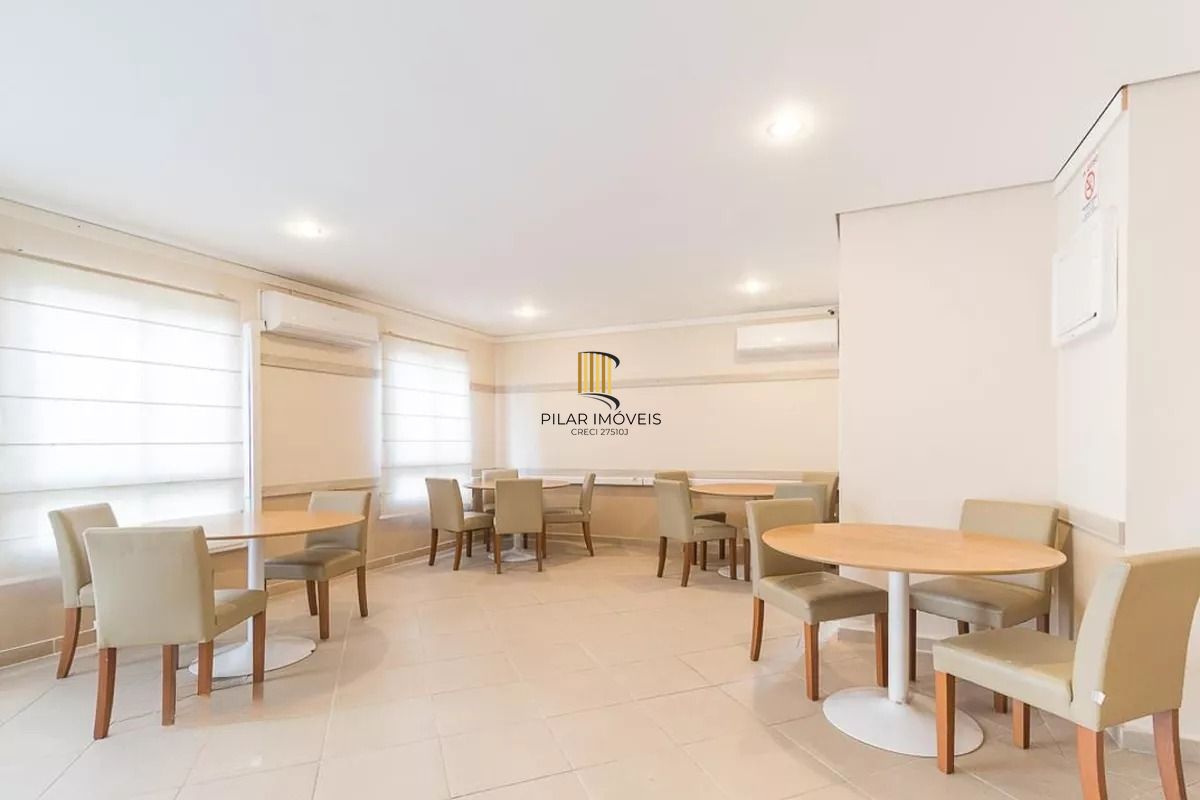 Apartamento 2 dorm, 1 vaga coberta   na Ary Tarrago- Jardim Itu