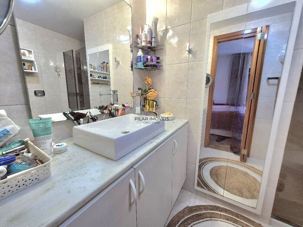 Apartamento 3 dormitórios no bairro Mont Serrat