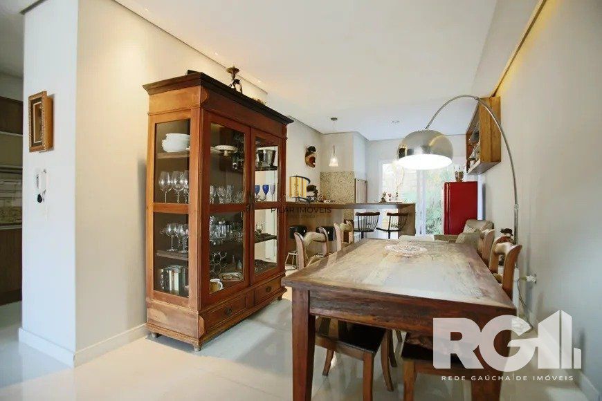 Casa 3 dormitórios no bairro Jardim Lindóia