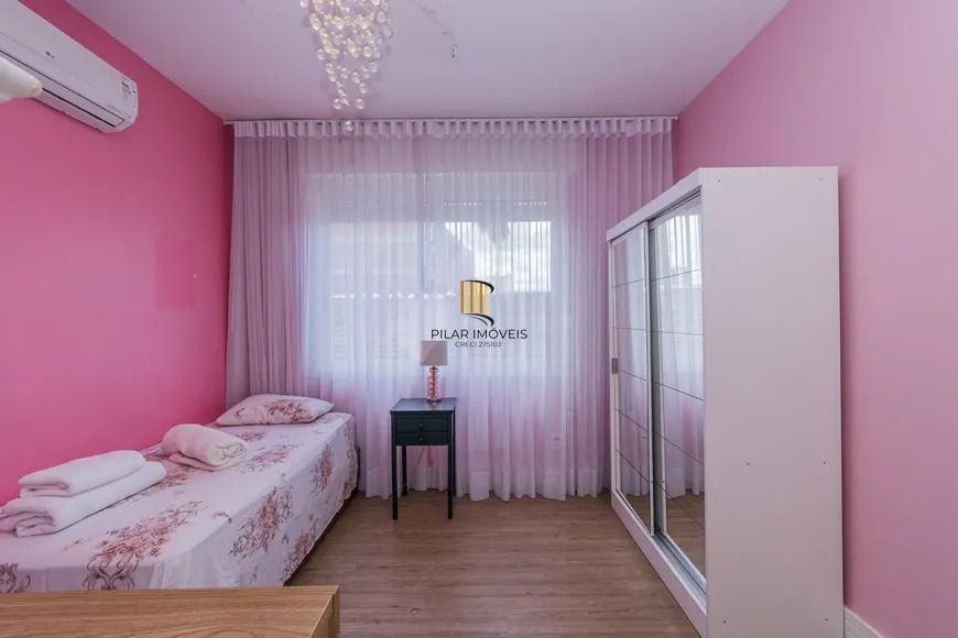 Cobertura com 3 quartos, 235² privativos,  e elevador, na Rua Coronel Bordini,  Moinhos de Vento