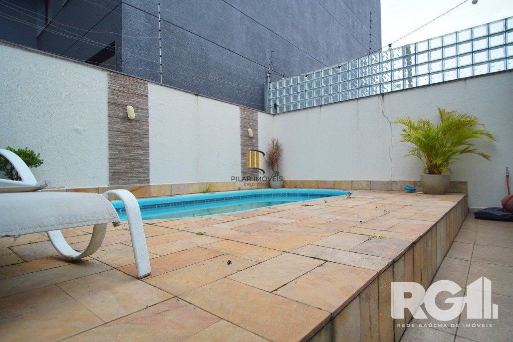 Casa 3 dormitórios no bairro Jardim Lindóia