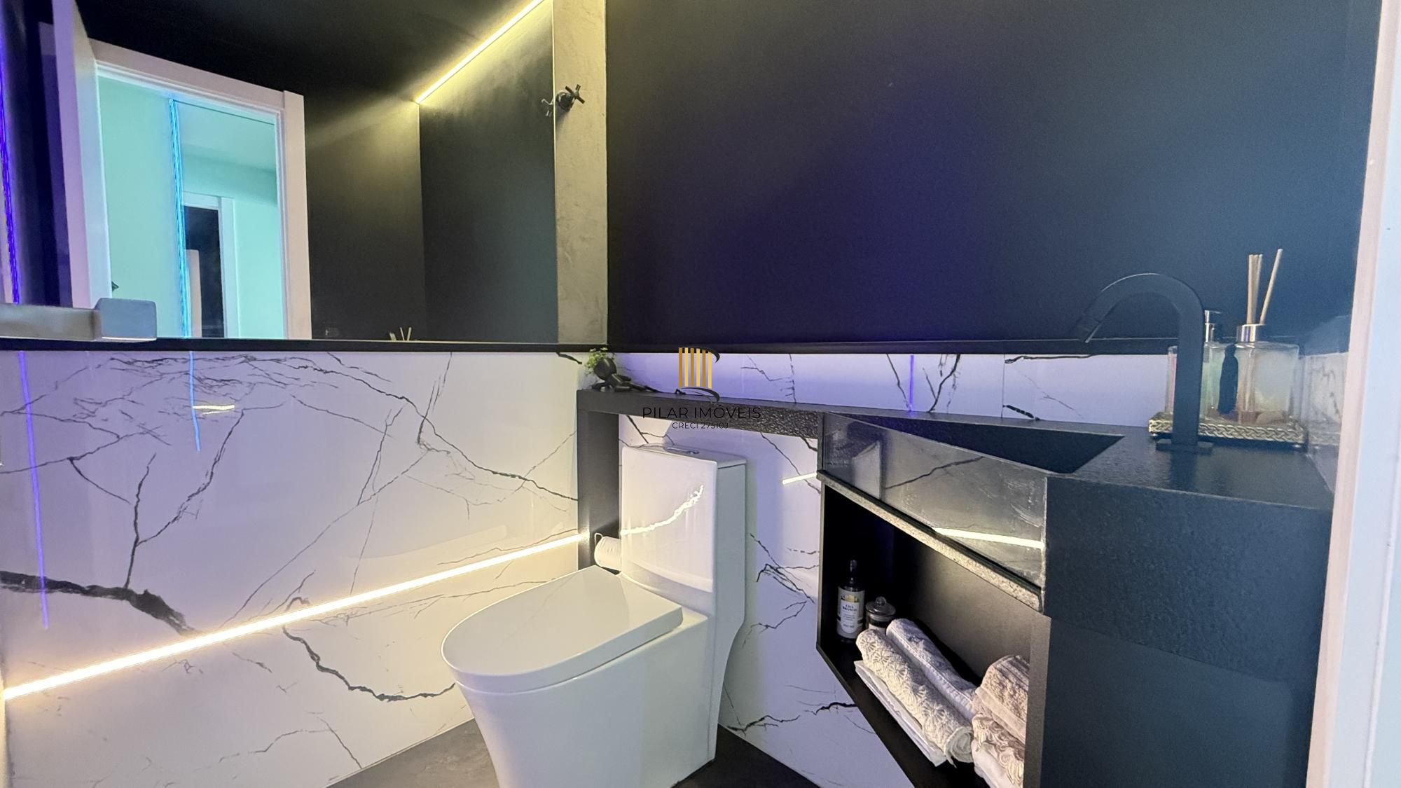 Apto 2 suítes mobiliado, vista Guaíba no Vértice Petrópolis