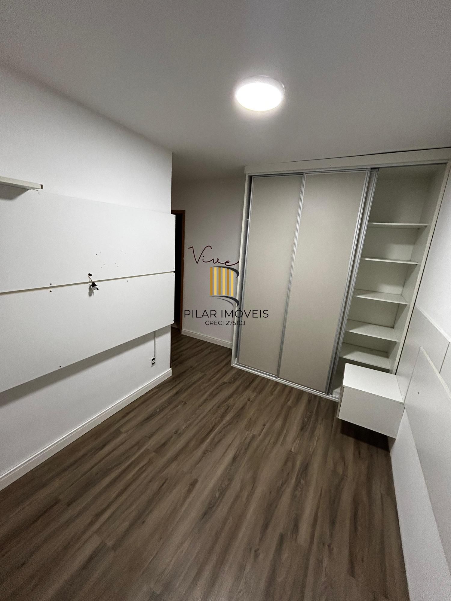 Apartamento 2 dormitórios no bairro Morro Santana