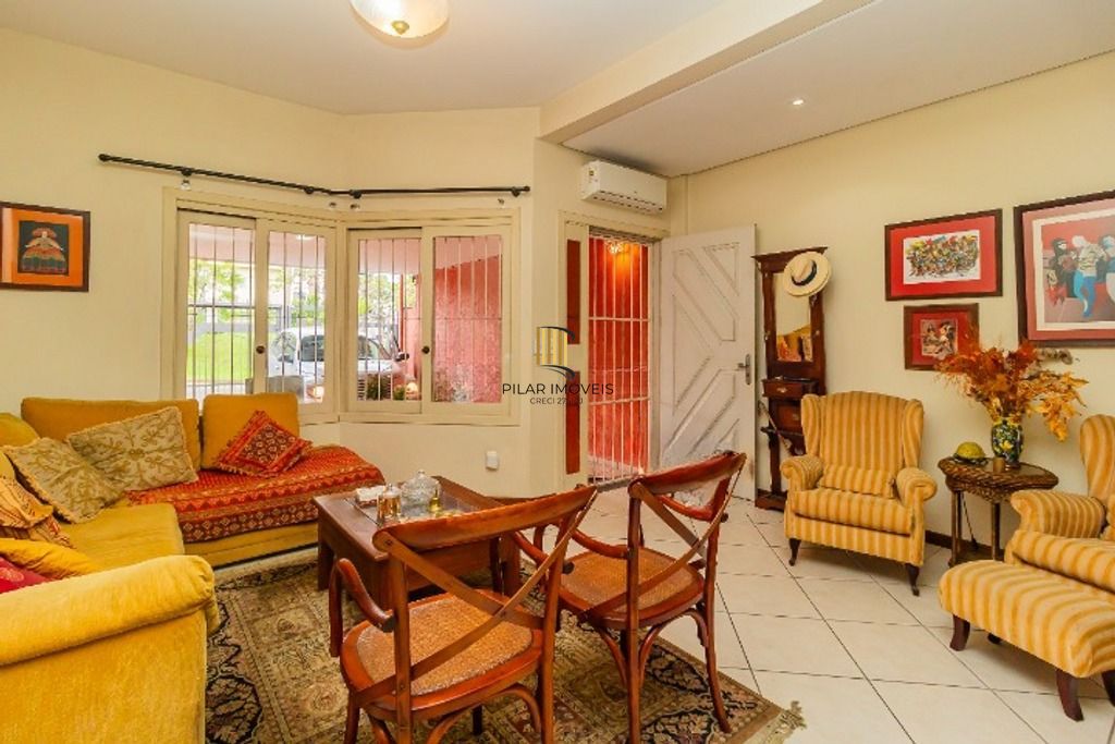 Casa 3 dormitórios no bairro Vila Ipiranga