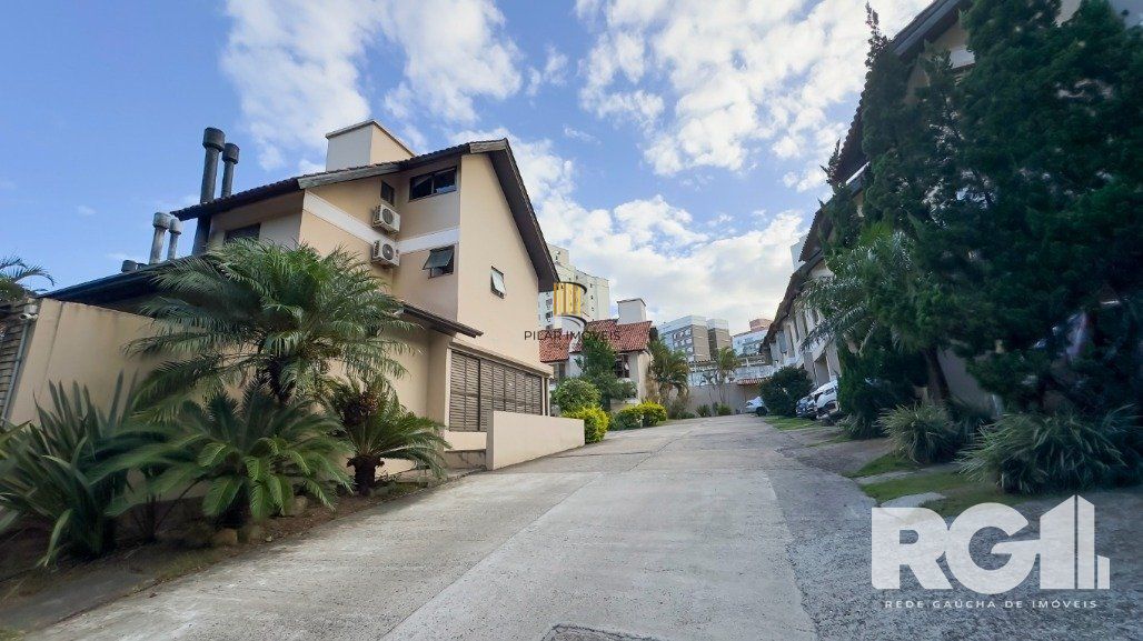 Casa Condominio 3 Dormitório(s) Bairro Jardim Sabará