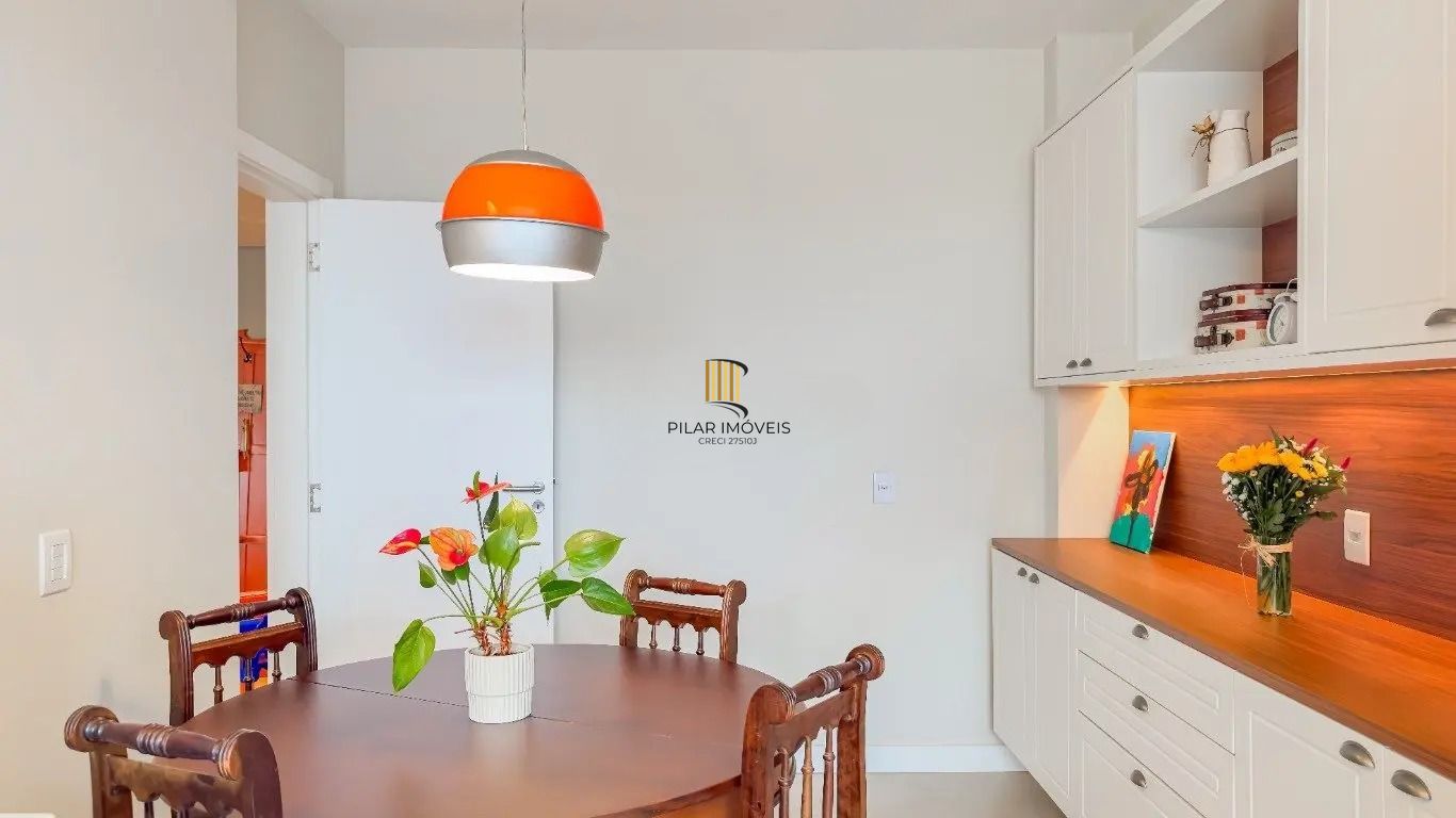 Apartamento com 3 quartos e 169m² com vista pro Guaiba, Av.  Independência, Porto Alegre.