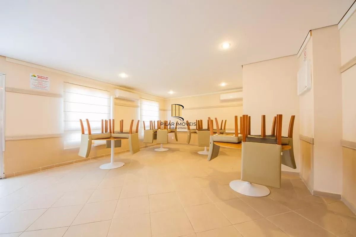 Apartamento 2 dorm, 1 vaga coberta   na Ary Tarrago- Jardim Itu