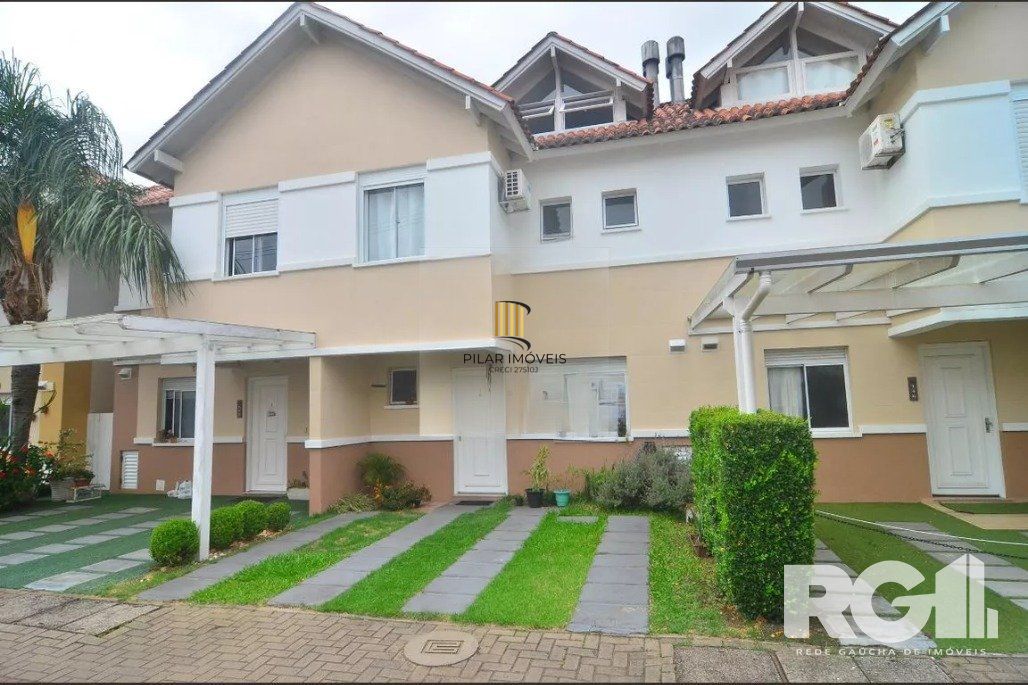 Casa de Condomínio 3 dormitórios no bairro Estância Velha