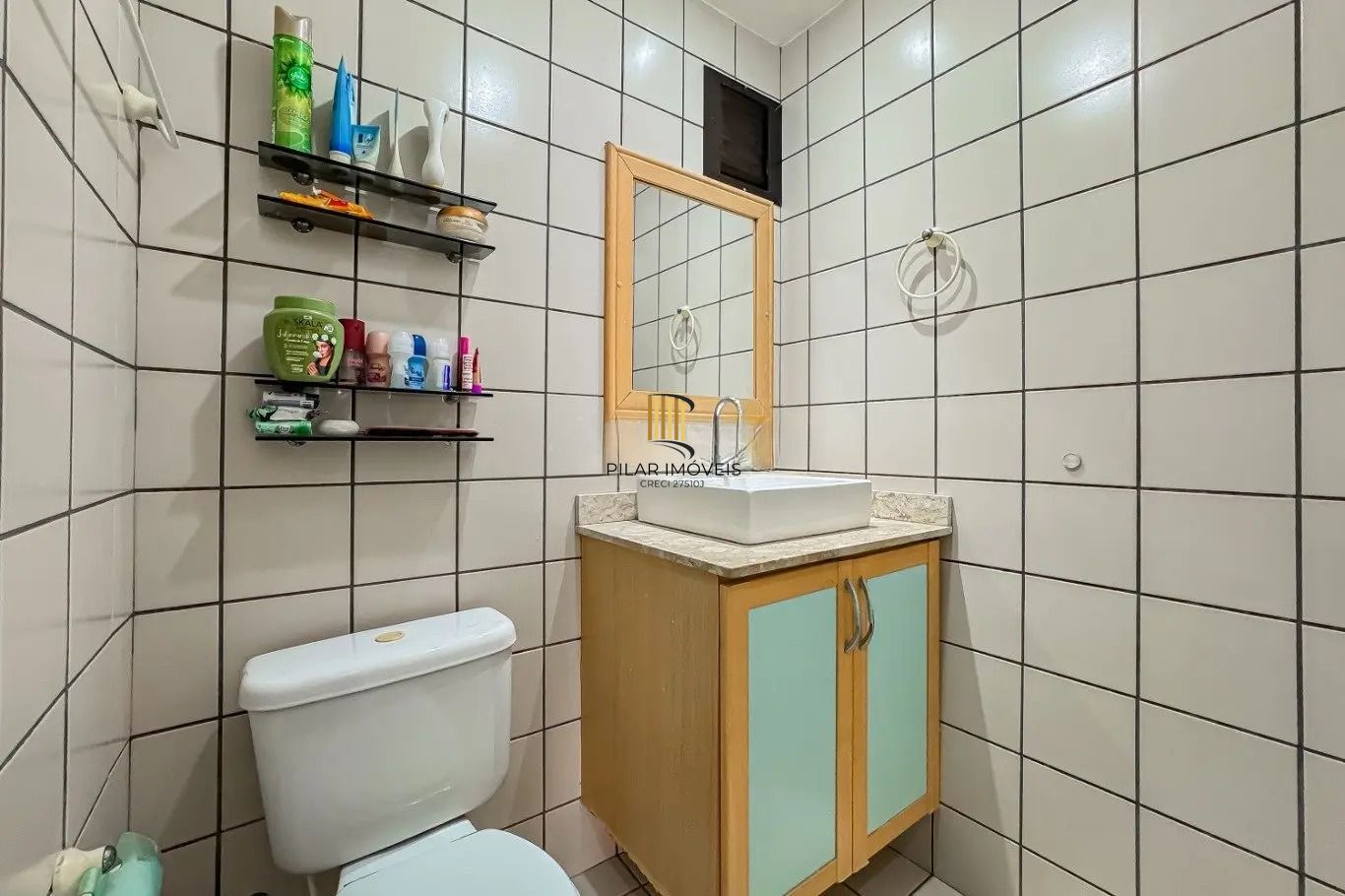 Apartamento andar alto 2 dormitórios sacada e churrasqueira - Sertório Sarandi
