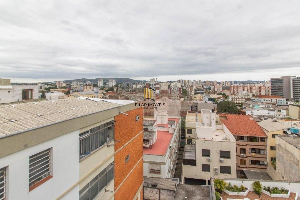 Cobertura ensolarada com 3 quartos, com vista, duas vagas. Cristo Redentor