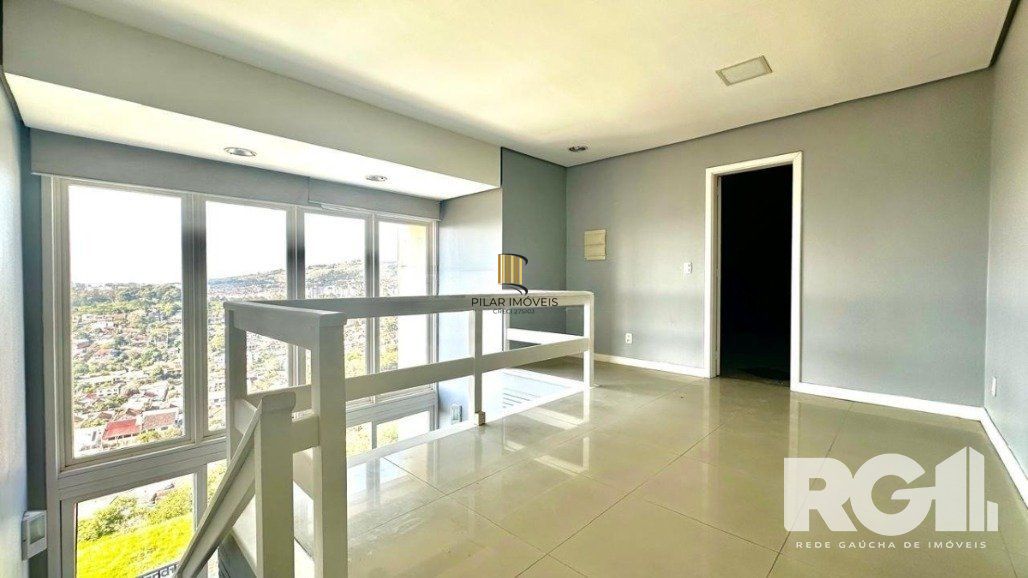 Duplex 3 dormitórios no bairro Jardim Sabará