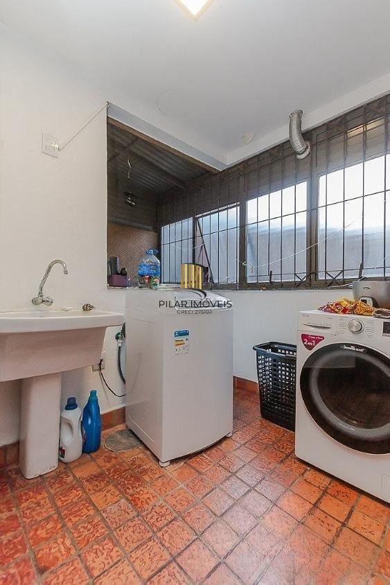 Oportunidade Única! Garden Semimobiliado com 3 Quartos e Varanda Gourmet e piscina. Bairro Petrópolis