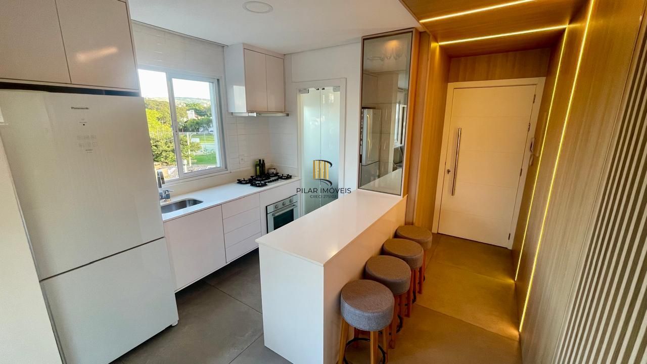 Apartamento 2 Dorm Mobiliado com Vaga e Elevador