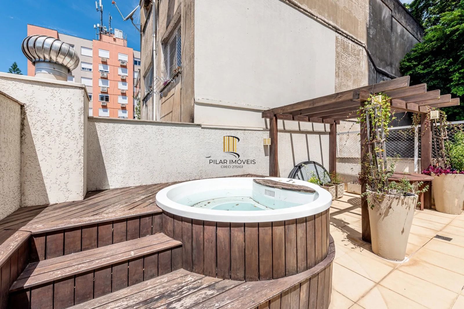 Apto Garden Duplex com 160m², 3 quartos, 1 suíte, 2 vagas, no bairro Rio Branco