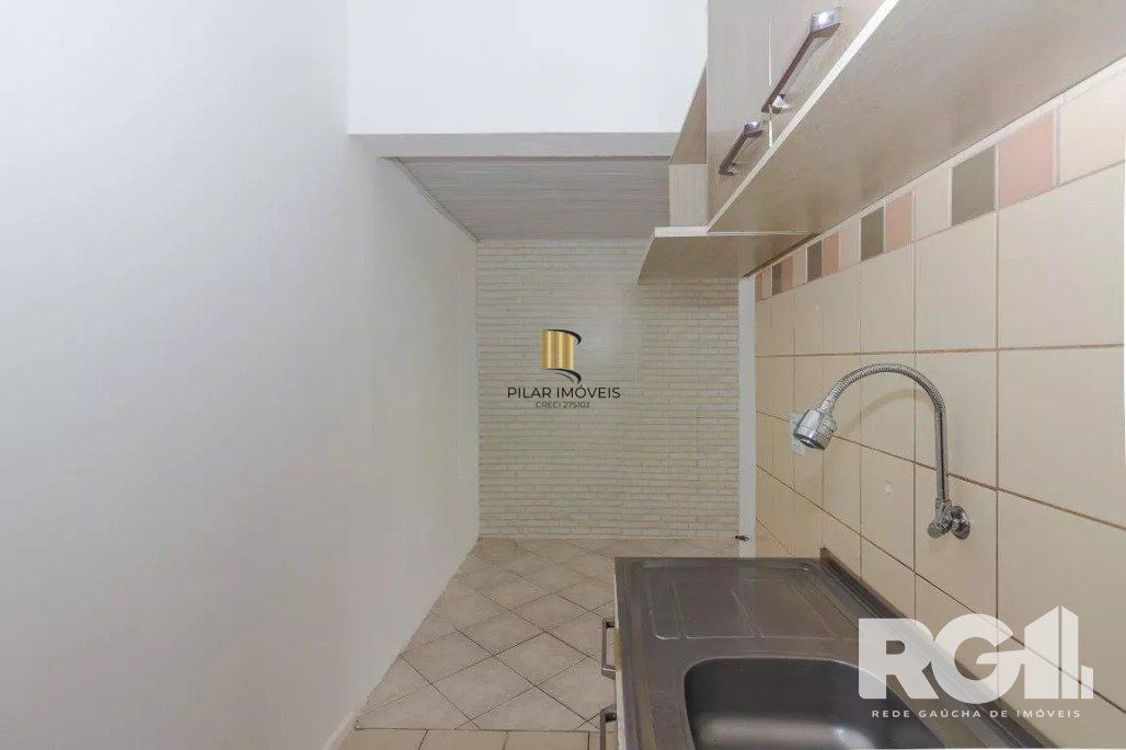 Casa de Condomínio 2 dormitórios no bairro Jardim Leopoldina