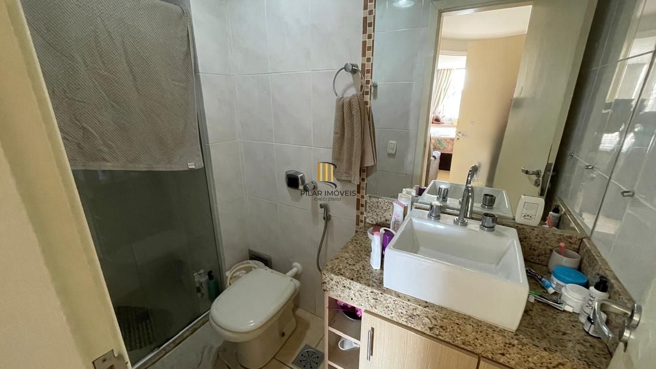 Apartamento 3 dormitórios no bairro Vila Ipiranga
