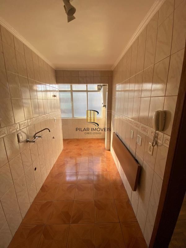 Cobertura reformada 2 dorm com vaga - Jardim São Pedro