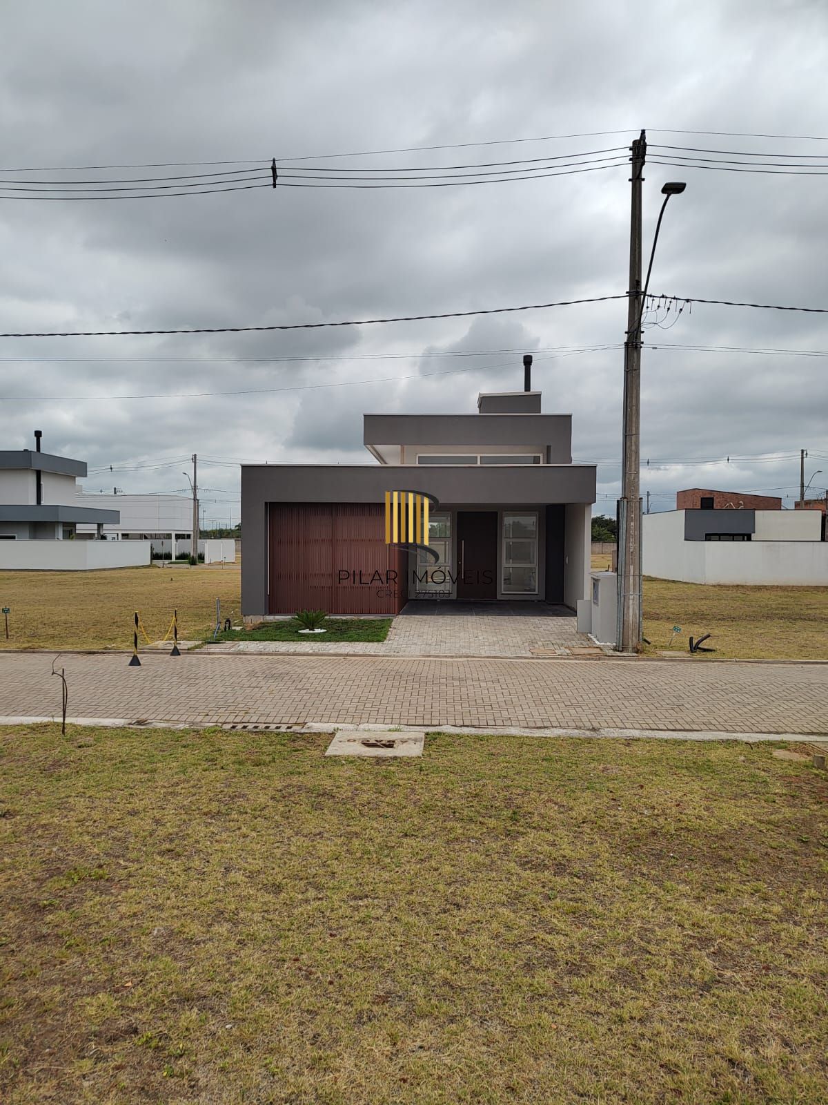 Casa de Condomínio 3 dormitórios no bairro Sans Souci