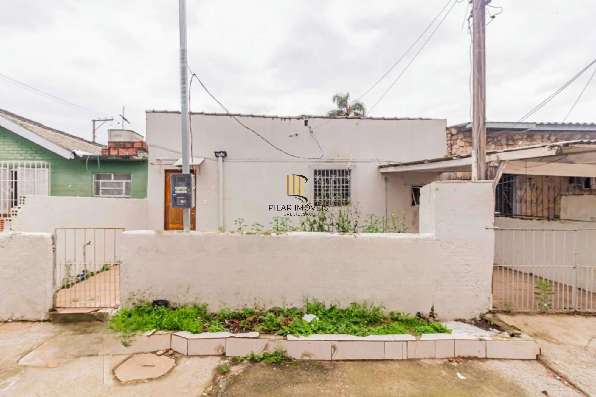 Casa 2 dormitórios no bairro Farrapos