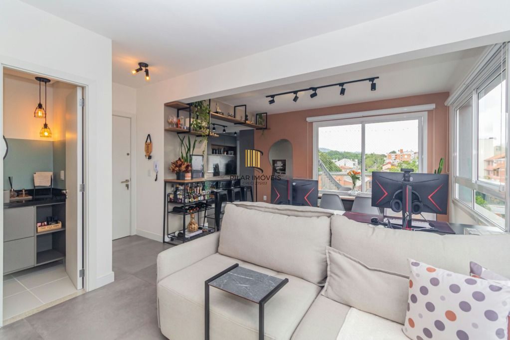 Apartamento 2 dormitórios no bairro Vila Ipiranga