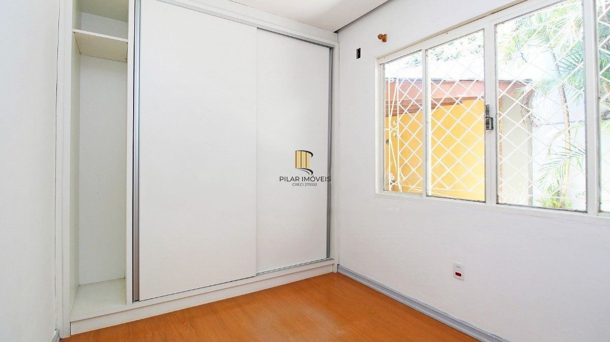 Casa com 4 dormitórios