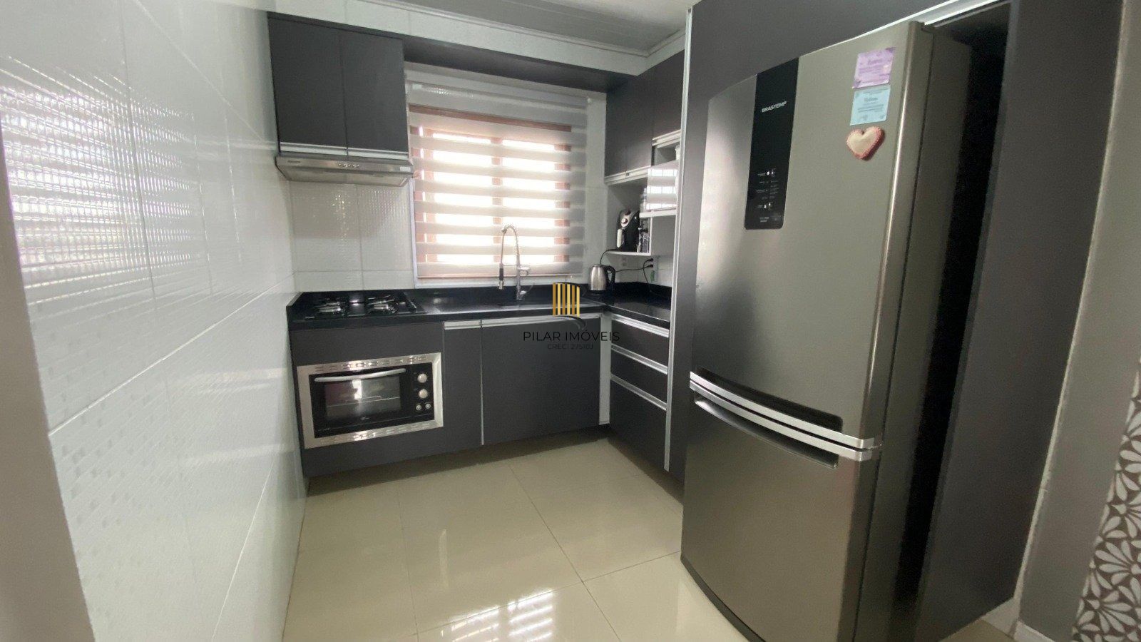 Casa térrea com 2 dormitórios, totalmente reformada.