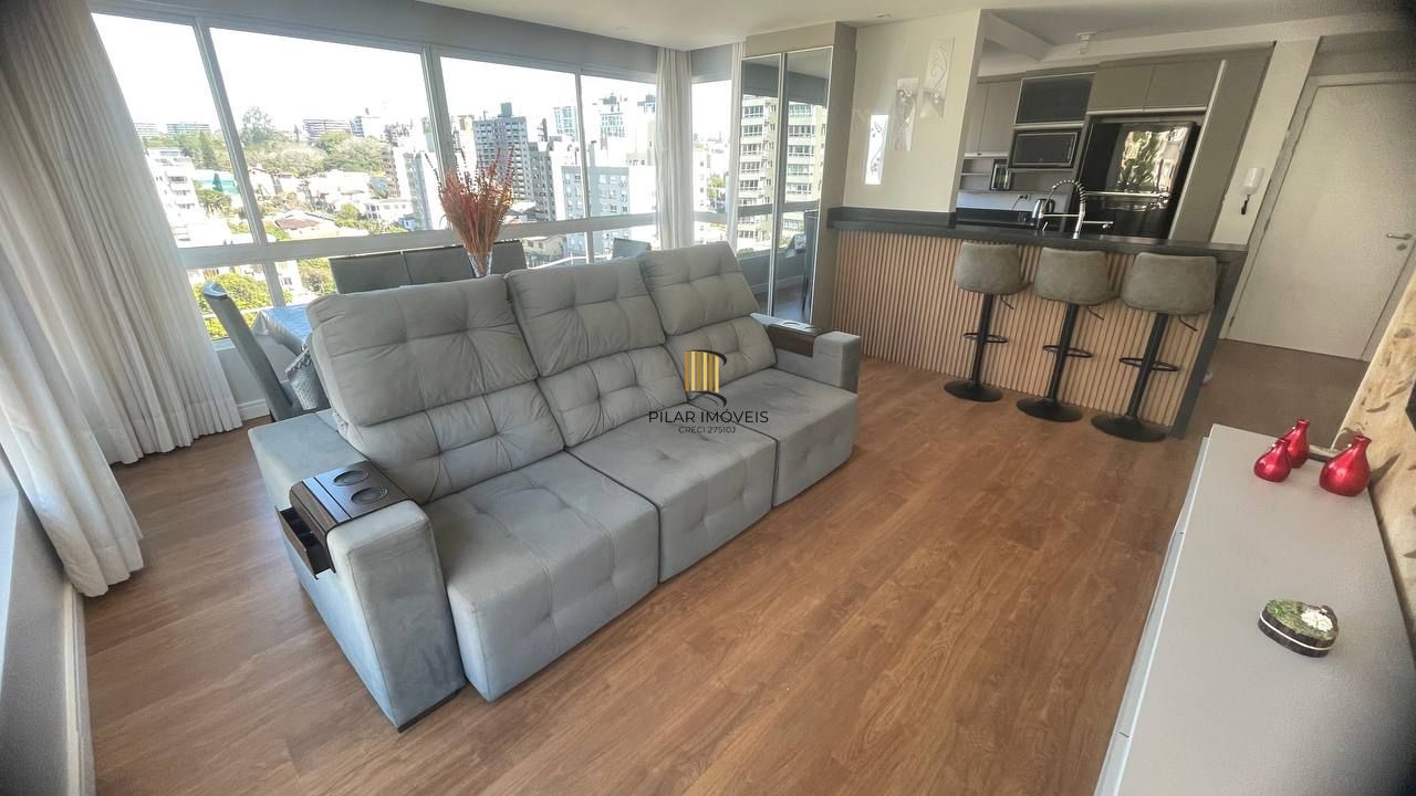 Apartamento 100% decorado com 92m², suíte, churrasqueira e 2 vagas de garagem.