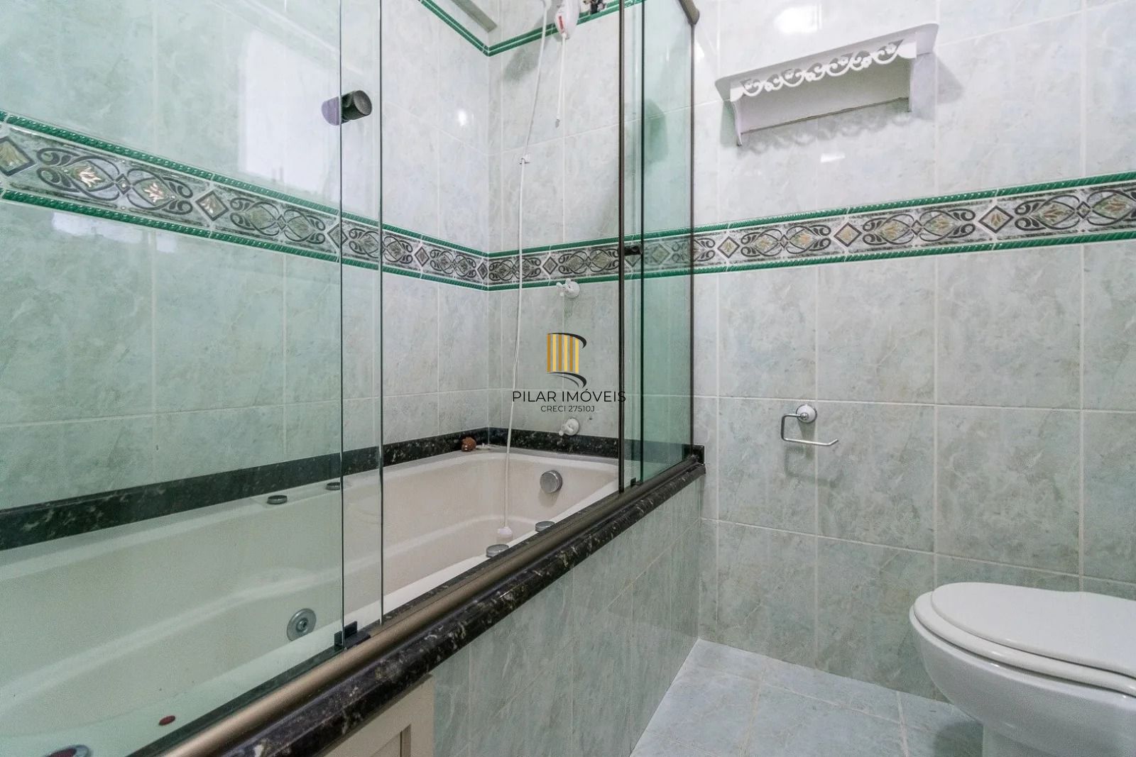 Cobertura com 3 dorm 189m² privativos 2 vagas individuais -  Jardim Lindóia