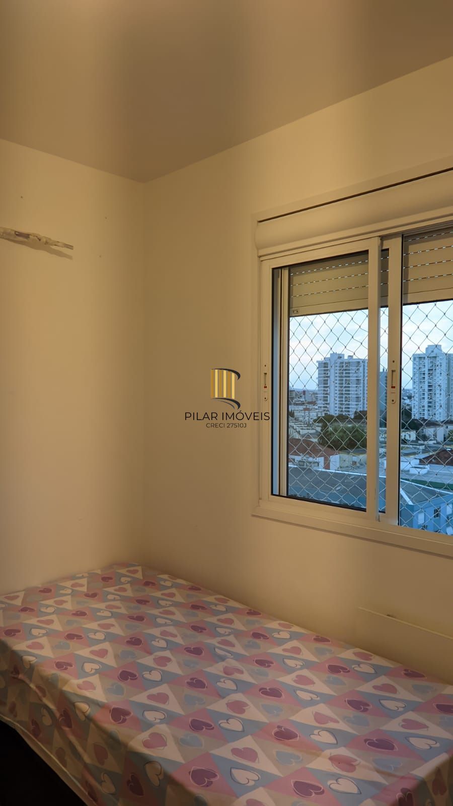 Apartamento à venda com 3 quartos, 70m², 1 suíte, 1 vaga Localizado Rua Antônio Joaquim Mesquita, no bairro Passo da Areia